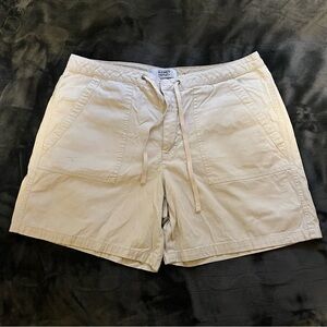 Old Navy Men's Tan Flat Front Shorts